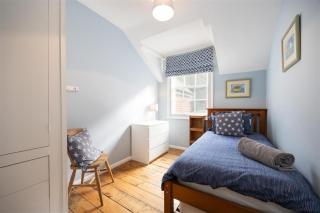 Fort Victoria Cottages - Solent Cottage - Freshwater - 5