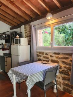 studio complet calme absolu - Le Beausset - 1