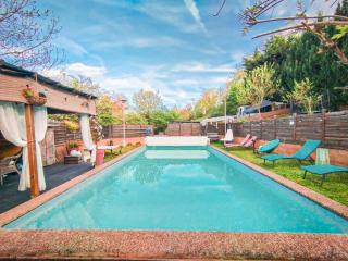 Appartement dans maison individuelle, piscine - La Tour-en-Jarez - 0