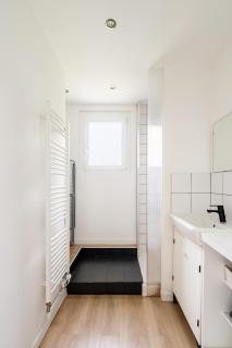 Appartement dans maison individuelle, piscine - La Tour-en-Jarez - 1
