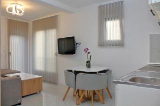 Blue Sky Apartment - Bar - 1