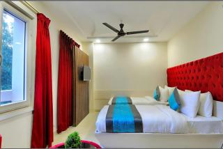 Hotel Delhi fab' Near Rk ashram Metro'5mins distance New Delhi Railway Station'Trinetra Hotels Group - Neu-Delhi - 1