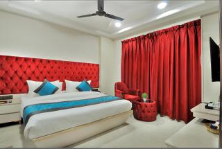 Hotel Delhi fab' Near Rk ashram Metro'5mins distance New Delhi Railway Station'Trinetra Hotels Group - Neu-Delhi - 5