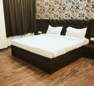 Hotel THE ROYAL PARK Fitness GYM,Marrage Hall & conference hall - Siwān - 3