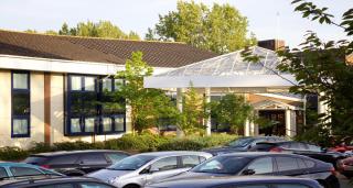 Cambridge Bar Hill Hotel, BW Signature Collection - 5