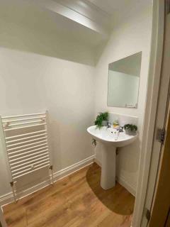 Central 3 Bed Town House - 8mins walk to beach WIFI - Bournemouth - 6