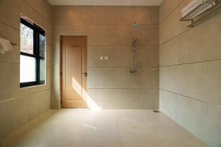Alaya Stays Nehamrit Courtyard Villa Pet friendly Villa with Outdoor Bathtub - Murbād - 6