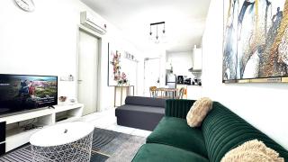 Sky Trees Bukit Indah AEON 2BED 5pax netflix Aircond - Johor Bahru - 8