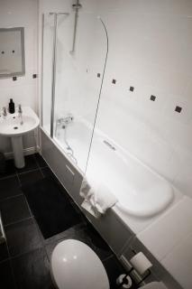 Guestz Boughton House - Chester - 7