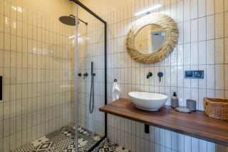 Budapest Central Artpark Suites - 7