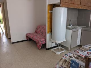 T2 Climatisé, 2 Cours, Proche Plage, Parking Privé, 5 Pers., Animaux Acceptés - FR-1-797-58 - 2