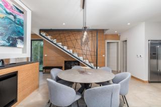 Villa Luce Verde by Villsy - with heated pool, sauna and jacuzzi - 3