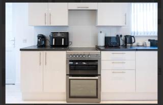 Central Mews Free Wi-Fi-Parking-Contractors - Newton Stewart - 3