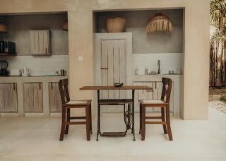 Monkey Suites - 1
