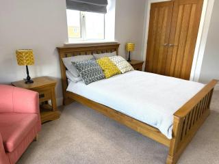 Welcome To Wrexham - 3