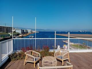 Luxury Marina Apartment, Pool, Views & Prime Location - Gibraltar - 7