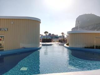 Luxury Marina Apartment, Pool, Views & Prime Location - Gibraltar - 8