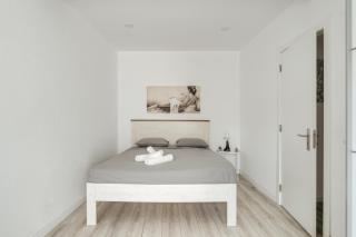Sunny Flat w/ Jacuzzi & Balconies by Host Wise - 7