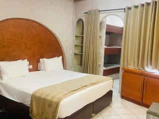 Caribbea Bay Resort - Kariba - 2