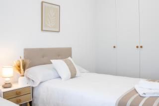 NEW! Luxury 3BR apartment with POOL & FREE parking - Tomares - 7