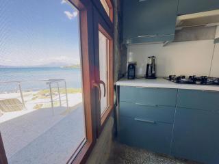 Denize sıfır-Otantik Taş Ev - Çeşme - 2
