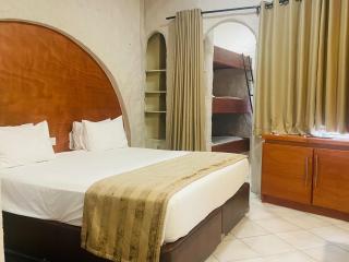 Caribbea Bay Resort - Kariba - 3