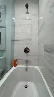 Executive 1 Bedroom Vaughan Metropolitan Condo - 7