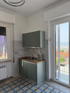 Ampio appartamento fino a 9 persone sulle colline della Spezia, vista panoramica sul Golfo - 10 minuti dal centro città 16 da Sarzana e Lerici - Carozzo - 7