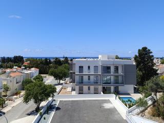 Blue Oasis Apartment - Kato Paphos - 9