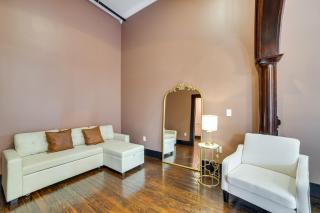 Heart of Downtown Marshall Boutique Studio Stay! - Marshall - 4