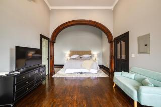 Explore Downtown Marshall Historic Studio Getaway - Marshall - 7
