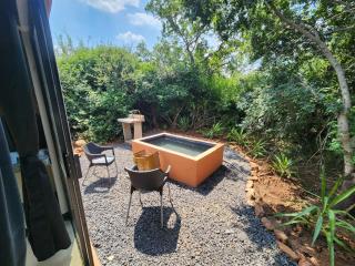 Hartbeest Bush Lodge 27 - Hartbeespoort - 9