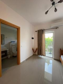 Ana Rooms - Polisi i Vogël - 8