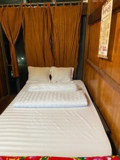 Uphill Ethnic Tay Cottage - Nhà Trên Đồi - Làng Xa - 6