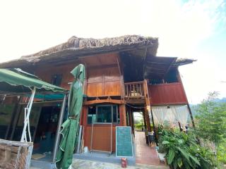 Uphill Ethnic Tay Cottage - Nhà Trên Đồi - Làng Xa - 1