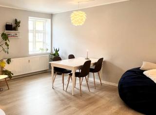 Apartment Alma - Cosy Stay in Aalborg C - Aalborg - 4