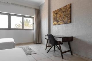 Luxury Beachfront Villa with Private Pool on Palm Jumeirah near Atlantis - 8