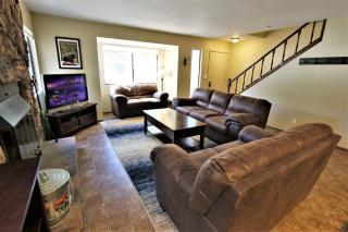 Summit Ski Shack - 6