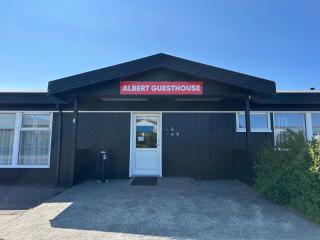 ALBERT Guesthouse - 6
