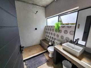 Hartbeest Bush Lodge 29 - Hartbeespoort - 2