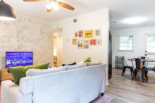 Artist's Bungalow - 1/2 mi from Covington Square - 7