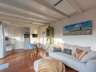 Bungalow in Sint Maartenszee near the Beach - Sint Maartensvlotbrug - 1