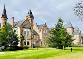 Great Glen Townhouse Inverness - Entire 3 Story Townhouse - Inverness - 0