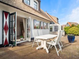 Scenic Waterside Retreat - Callantsoog - 3