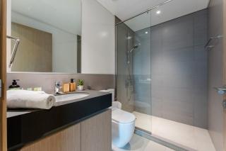Stunning 2 Bed in Cyan Beach Residence - Sharjah - 5