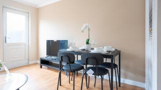 2 BDR House By Caledonia Luxe Stays Short Lets & Serviced Accommodation Glasgow - 1