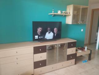 2BR flat 5 mins from sandy beach - 0