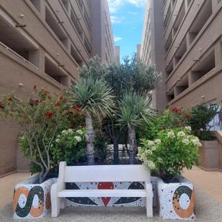 2BR flat 5 mins from sandy beach - 3