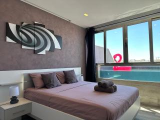 Private Pool Luxury Penthouse - Sliema - 8