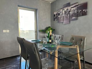 Private Pool Luxury Penthouse - Sliema - 3